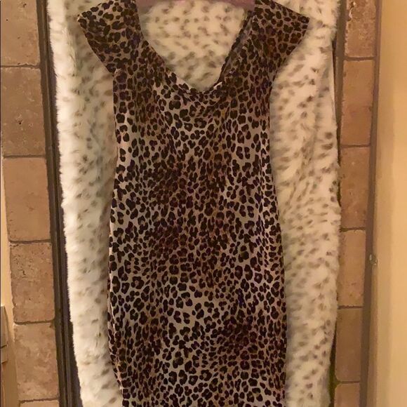 Dress   - Picture 2 of 6